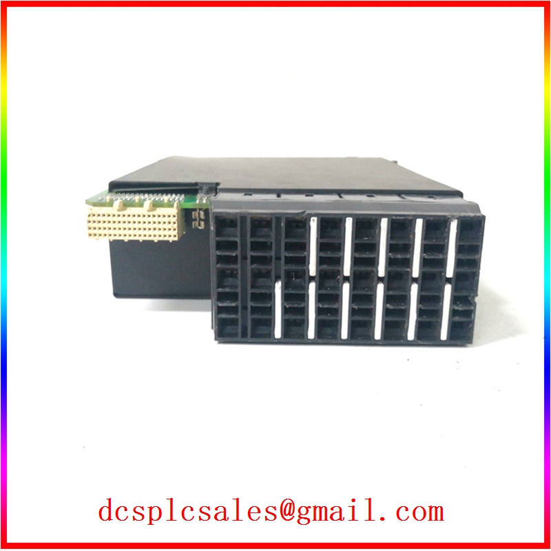 UR6AH 控制器 COMMUNICATION 模块